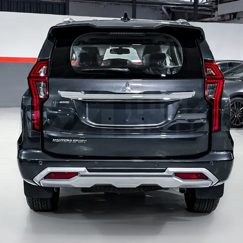 Mitsubishi Montero Sport 2025 Gris Caracas