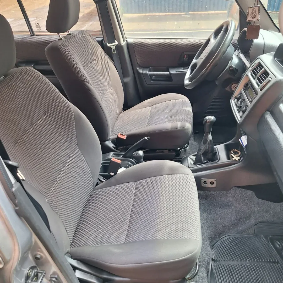 Mitsubishi Montero TR4 2008 Plata