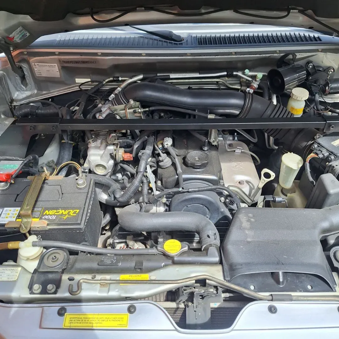 Mitsubishi Montero TR4 2008 Plata