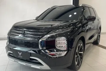 Mitsubishi Outlander 2025