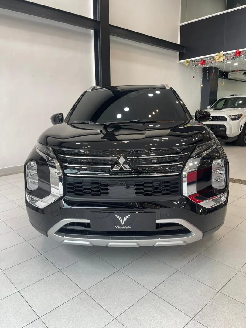 Mitsubishi Outlander 2025 Negro Caracas