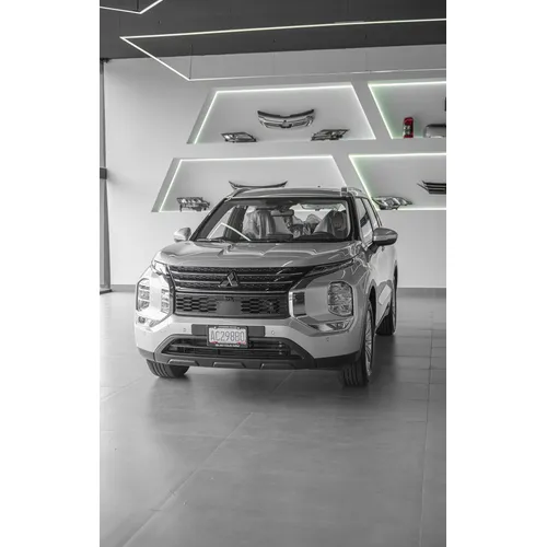 Mitsubishi Outlander 2026 Plateado Valencia