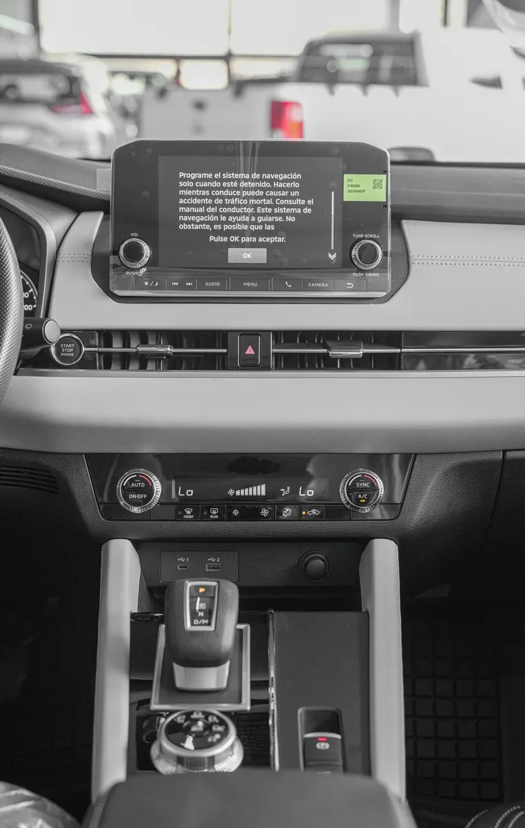Mitsubishi Outlander 2025 Plateado Valencia