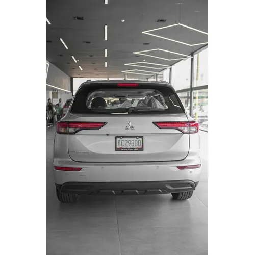 Mitsubishi Outlander 2026 Plateado Valencia