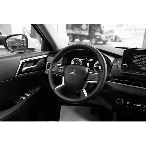 Mitsubishi Outlander 2026 Blanco Valencia