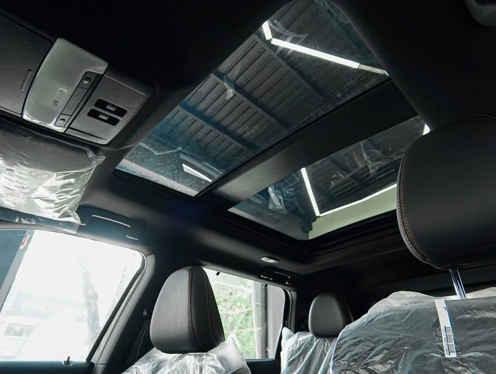 Mitsubishi Outlander 2026 Gris Valencia
