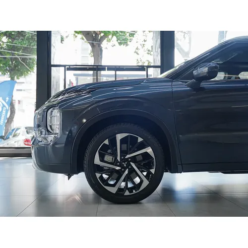 Mitsubishi Outlander 2026 Gris Valencia