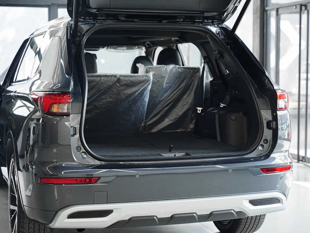 Mitsubishi Outlander 2026 Gris Valencia