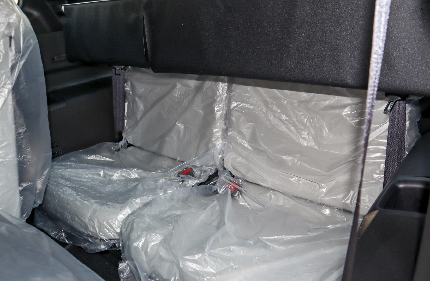 Mitsubishi Outlander 4×2 2025 Básica gris2