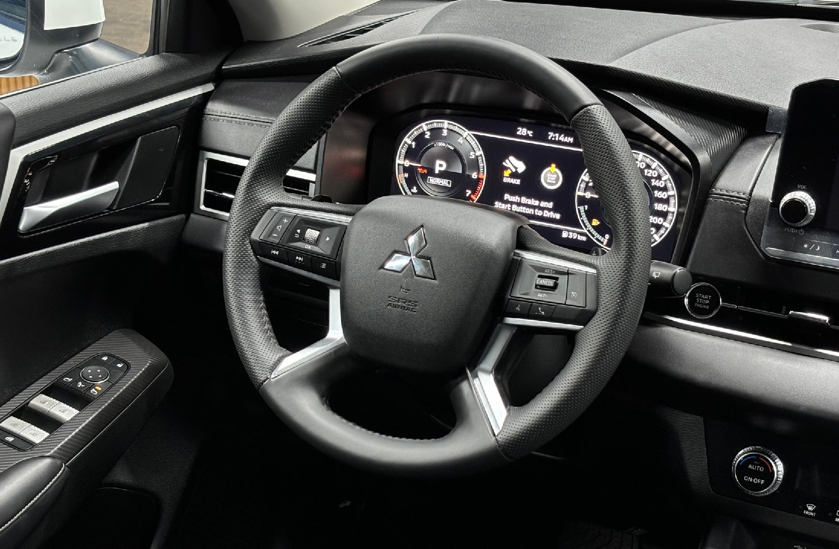 Mitsubishi Outlander 2025 Blanco Caracas