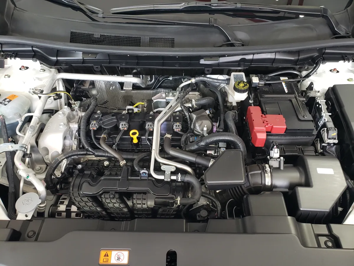 Mitsubishi Outlander suv 2025 blanco14