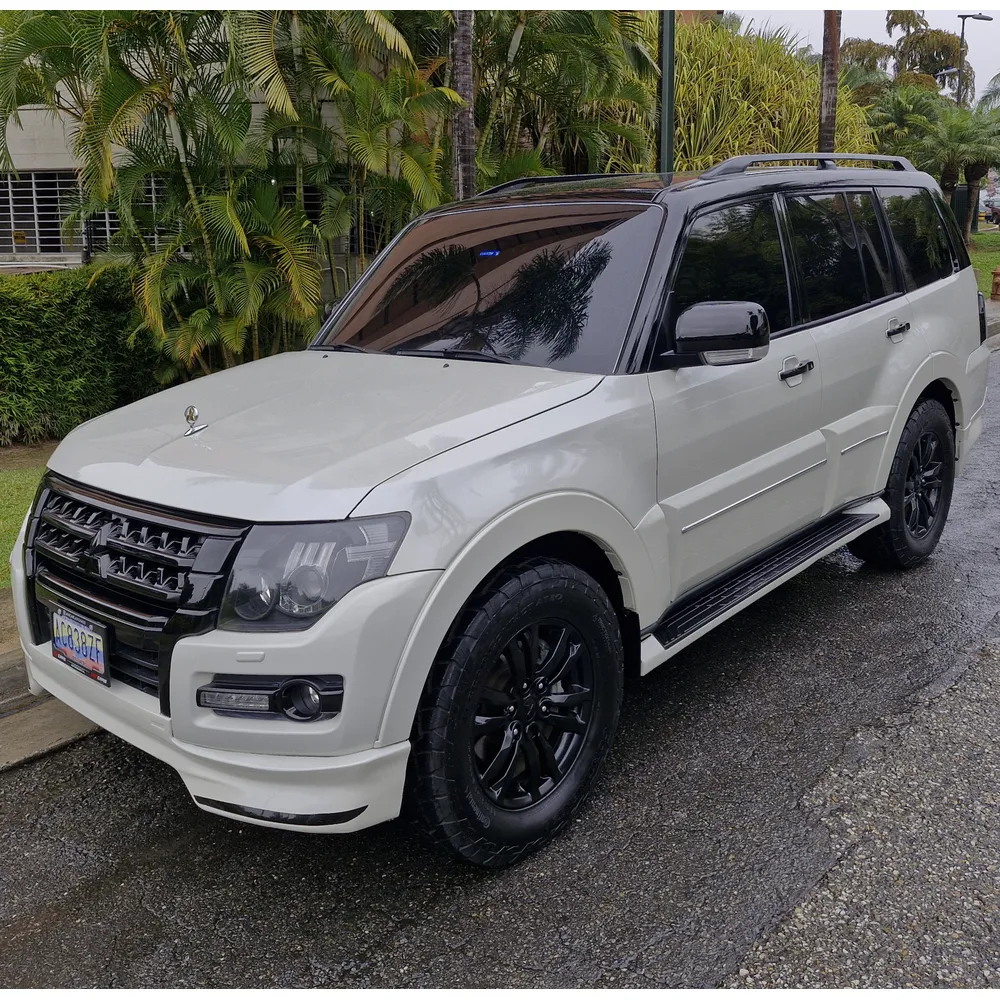 Mitsubishi Pajero GLS 2018 Blanco Caracas
