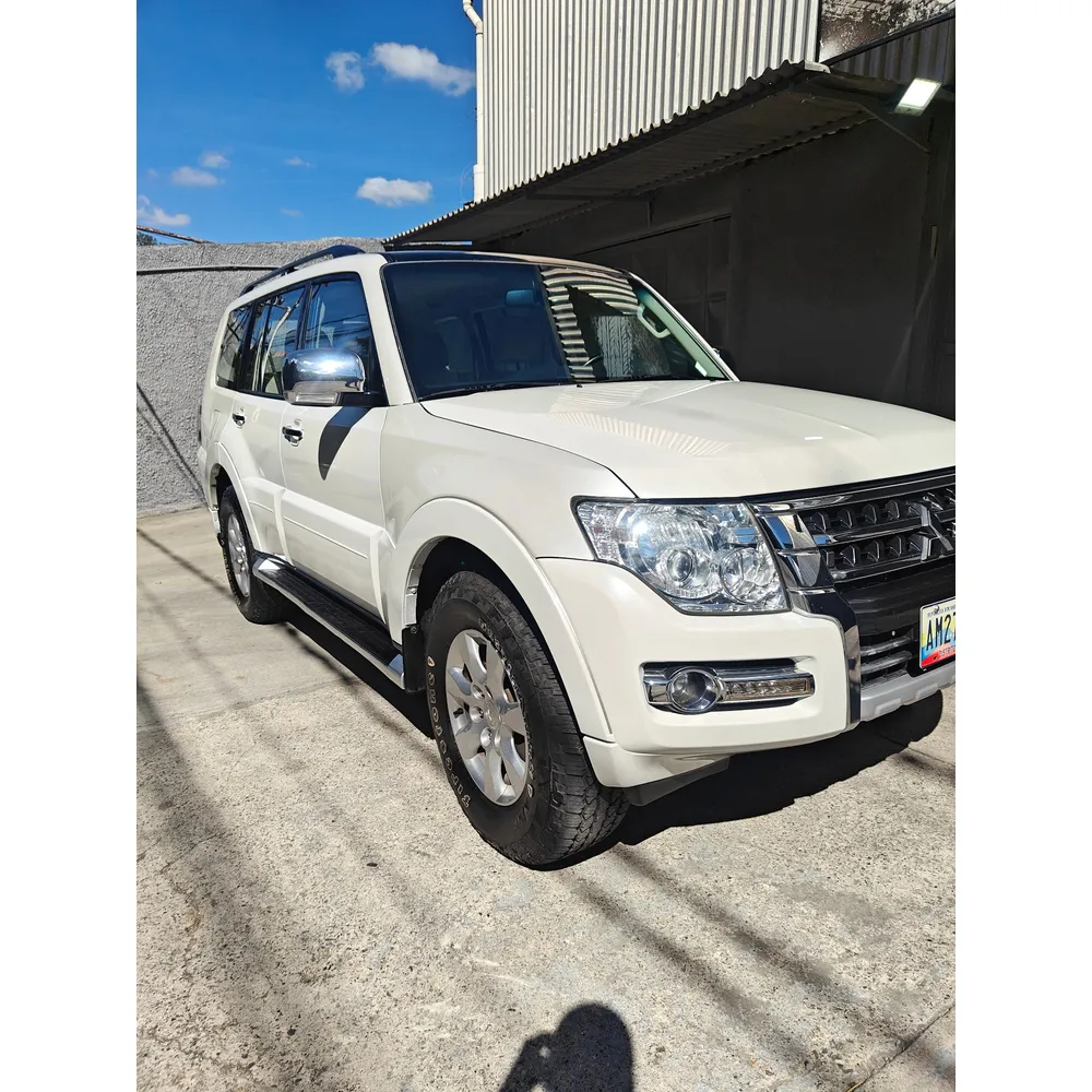 Mitsubishi Pajero GLS 2018 Blanco Caracas