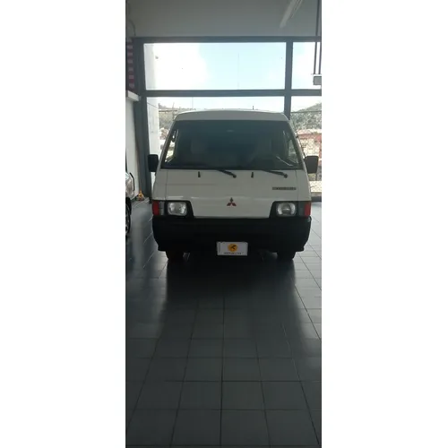 Mitsubishi Panel L300 2011 Blanco Los Teques