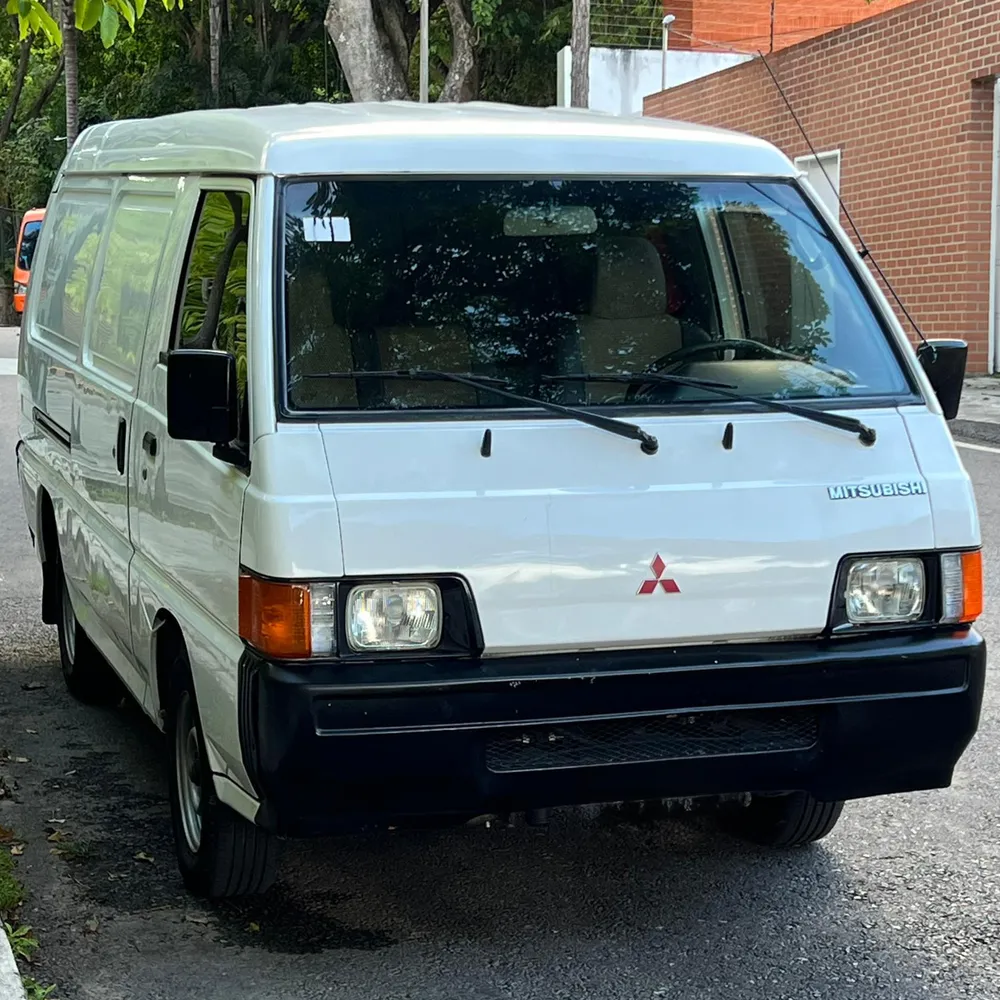 Mitsubishi Panel L300 2011 Blanco Los Teques