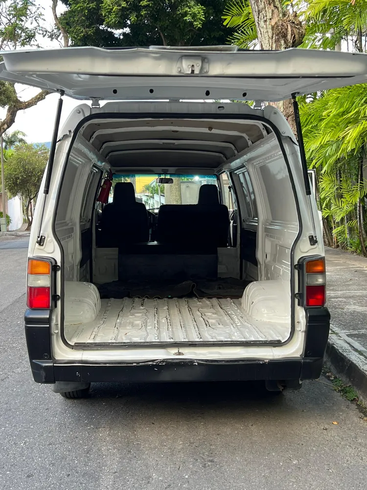 Mitsubishi Panel 2012 Blanco Caracas