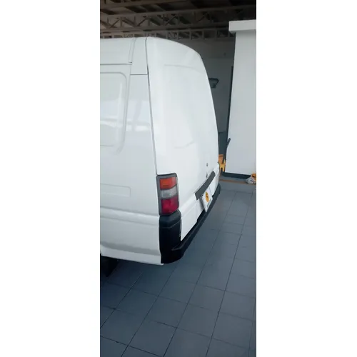 Mitsubishi Panel L300 2011 Blanco Los Teques