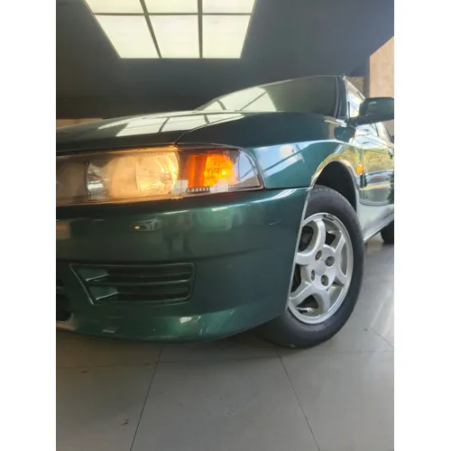 Mitsubishi SIGNO 2009 Verde Caracas