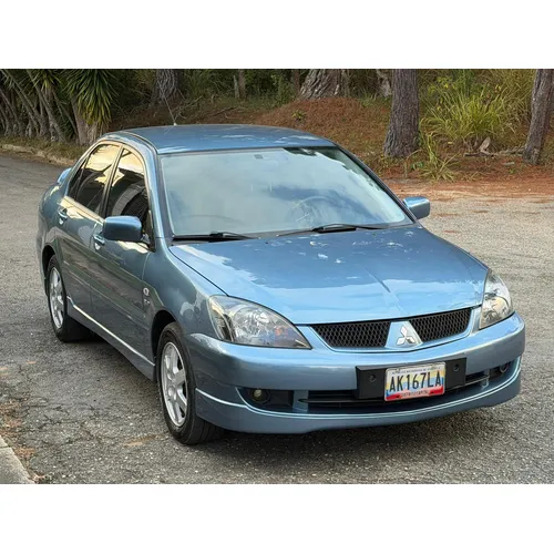Mitsubishi Touring 2015 Azul Caracas