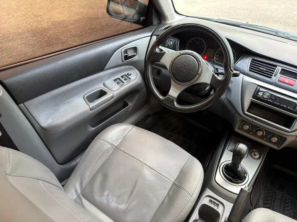 Mitsubishi Touring 2015 Azul Caracas