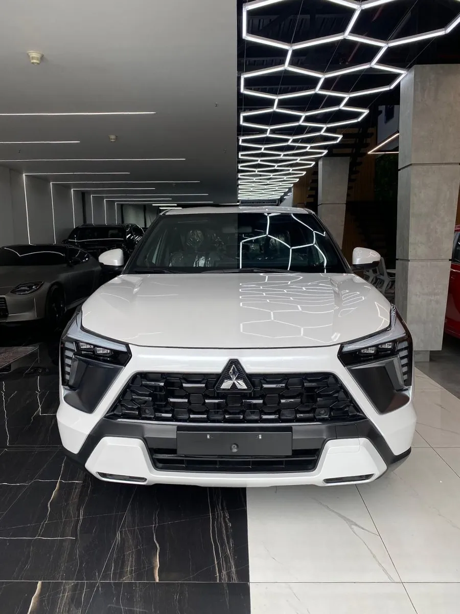 Mitsubishi Xforce 2025 Blanco Caracas