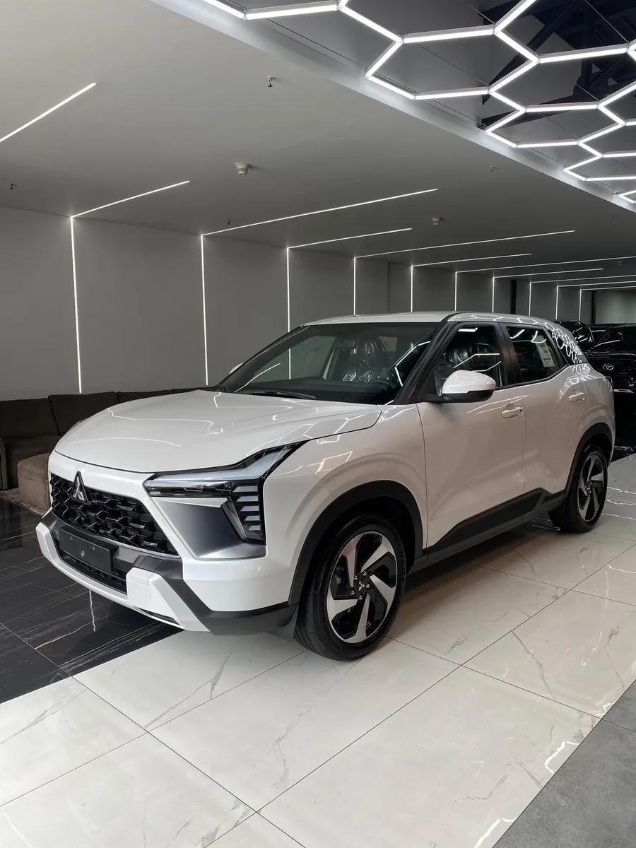 Mitsubishi Xforce 2025 Blanco Caracas