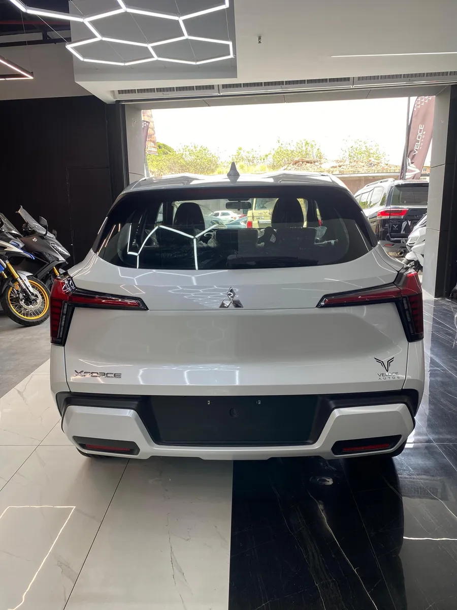 Mitsubishi Xforce 2025 Blanco Caracas