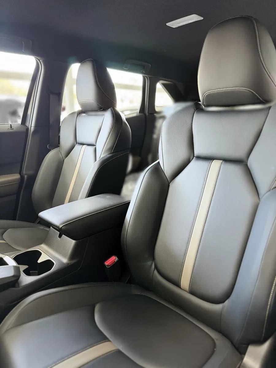 Mitsubishi Xforce 2025 versión Premium Line Gris