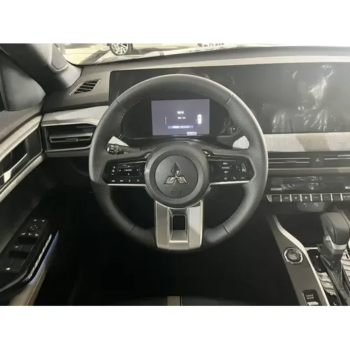 Mitsubishi Xforce 2026 Gris Caracas