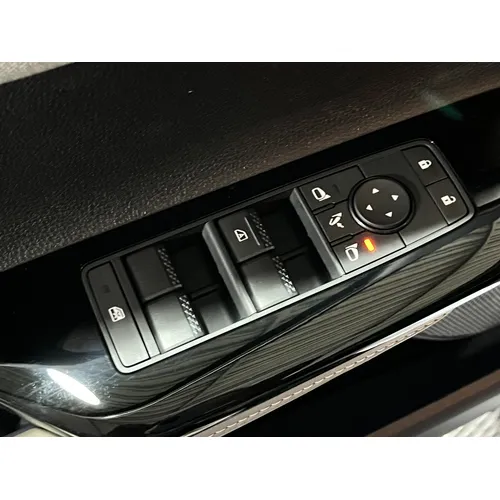 Mitsubishi Xforce Premium 2025 Plateado Caracas