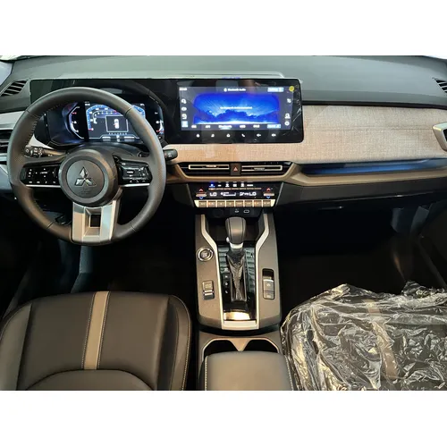 Mitsubishi Xforce 2025 Negro Caracas