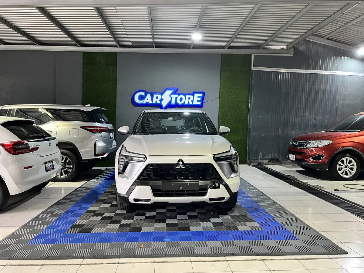 Mitsubishi Xforce 2025 Blanco Caracas