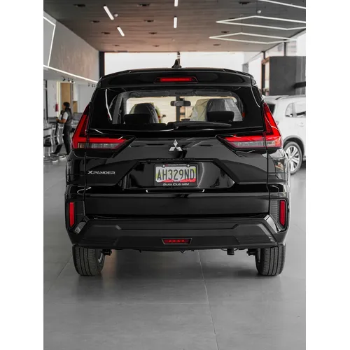 Mitsubishi Xpander 2026 Negro Valencia