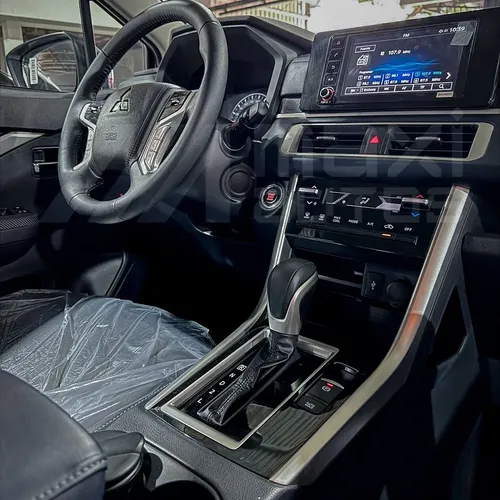 Mitsubishi Xpander 2026 Blanco Caracas