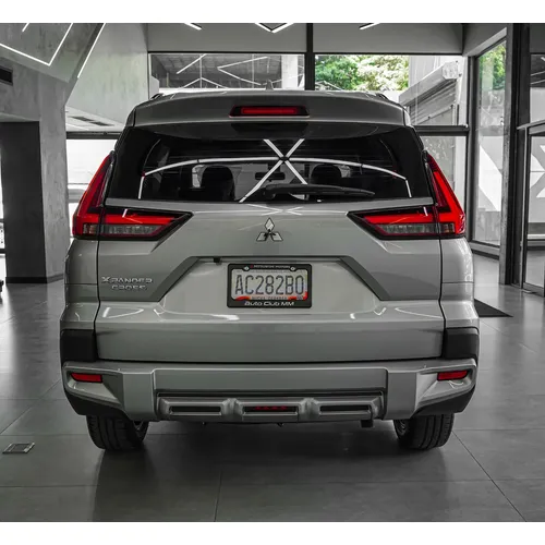 Mitsubishi Xpander Cross 2026 Plateado Valencia