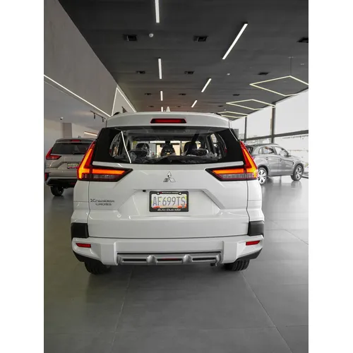 Mitsubishi Xpander 2026 Blanco Valencia