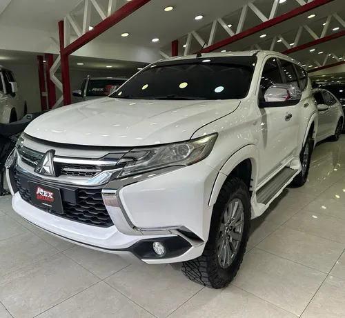 Mitsunishi Montero Sport