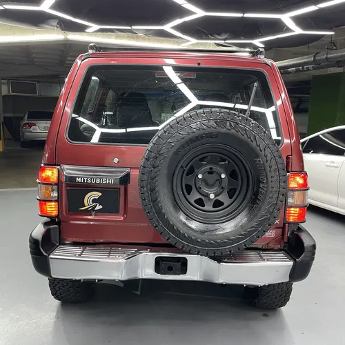 Mitsubishi Montero Dakar 2006 Rojo Caracas