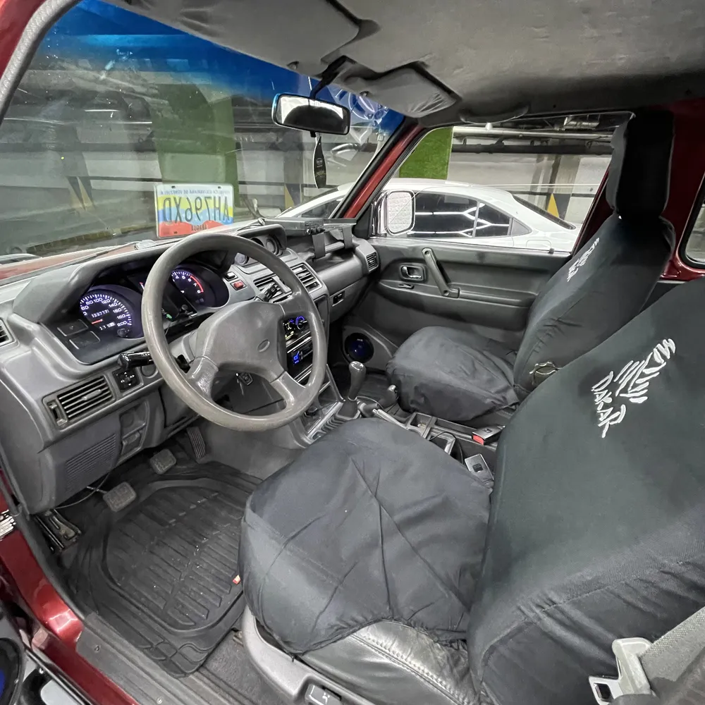 Mitsubishi Montero Dakar 2006 Rojo Caracas