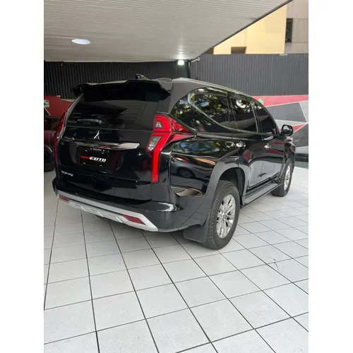 Mitsubishi Pajero Sport 2020 Verde Caracas