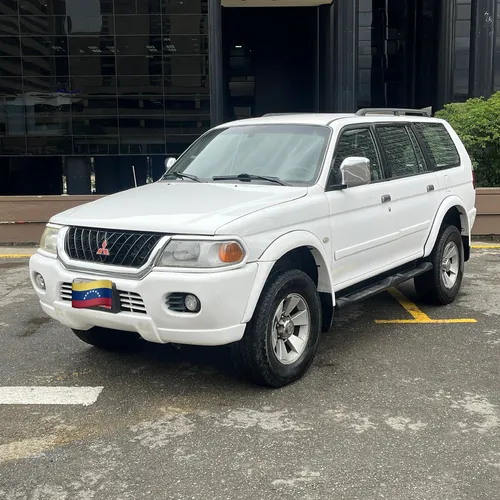 Mitsubishi Montero Sport GLS 2005 Blanco Caracas