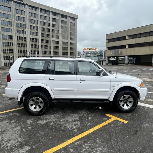 Mitsubishi Montero Sport GLS 2005 Blanco Caracas