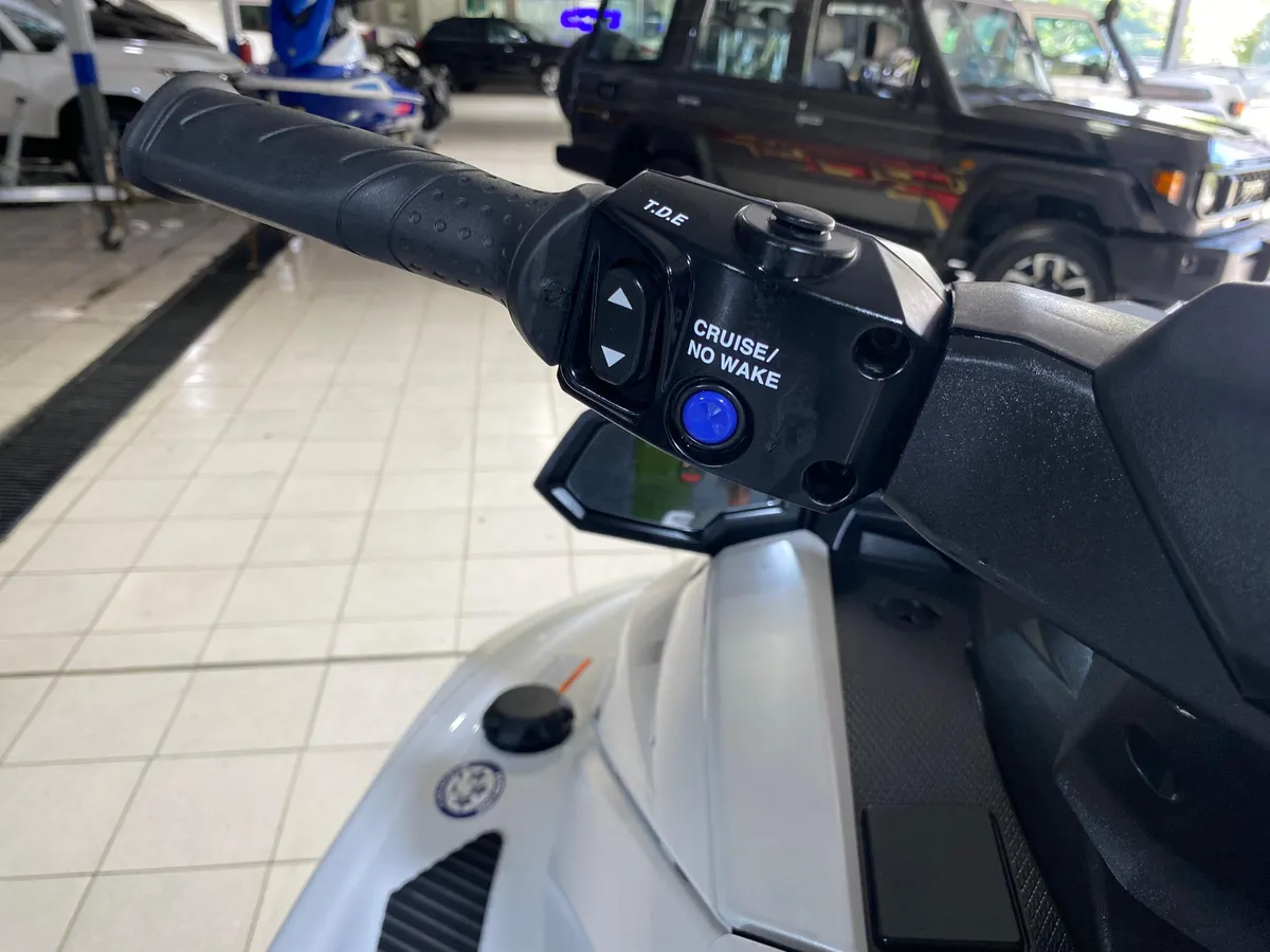 Yamaha VX1800C-Y 2023 Blanco Caracas