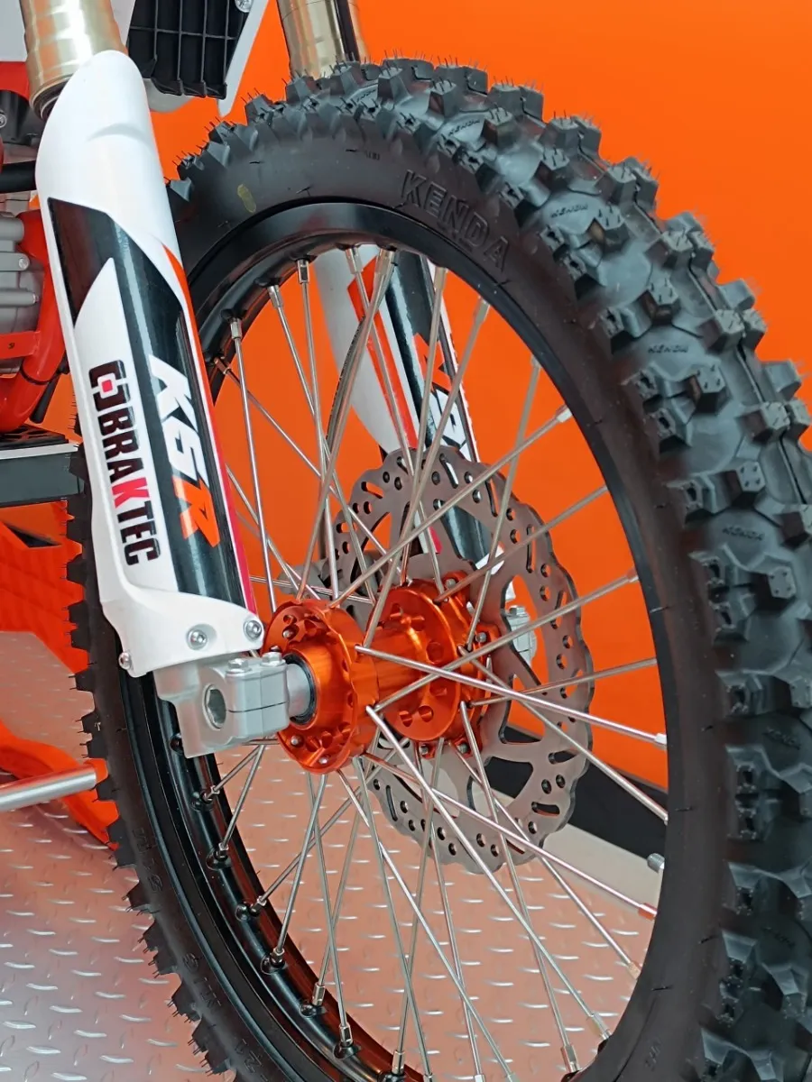 Kayo K6R 2024 Naranja Caracas