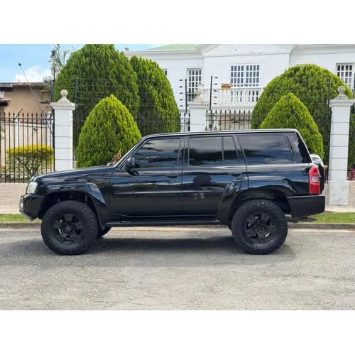 Nissan Patrol GRX 2007 Negro Caracas