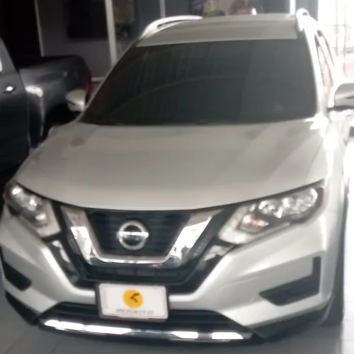 Nissan Rogue 2017 Plateado Los Teques