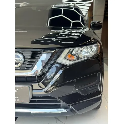 Nissan Rogue 2020 Negro Caracas