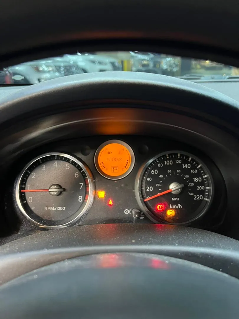 Nissan Sentra 2007 Plateado Caracas