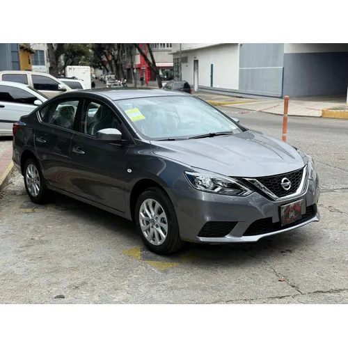 Nissan Sylphy 2025 Gris Caracas