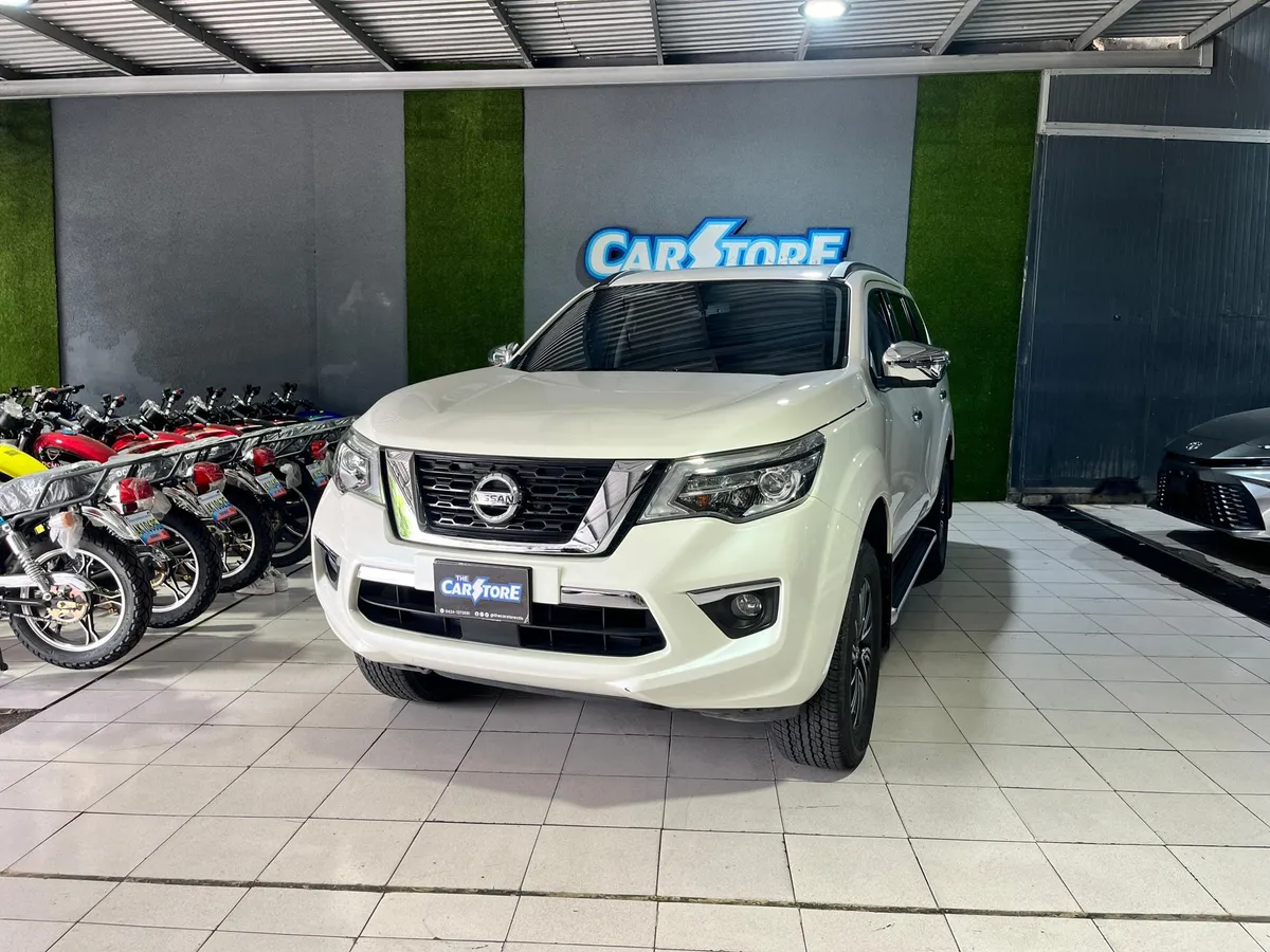 Nissan Terra 2022 Blanco Caracas